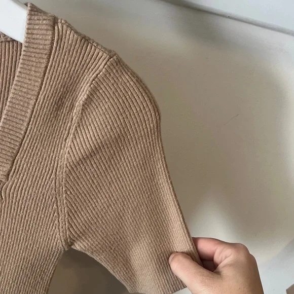 FINAL PRICE Skies Are Blue Tan Ribbed Short Sleeve Top - Picture 3 of 5